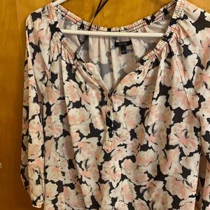 Woman’s top